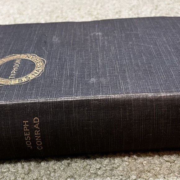 Joseph Conrad / TYPHOON AND OTHER STORIES First Edition 1903 Book W/ Ads Gold - Picture 2 of 9